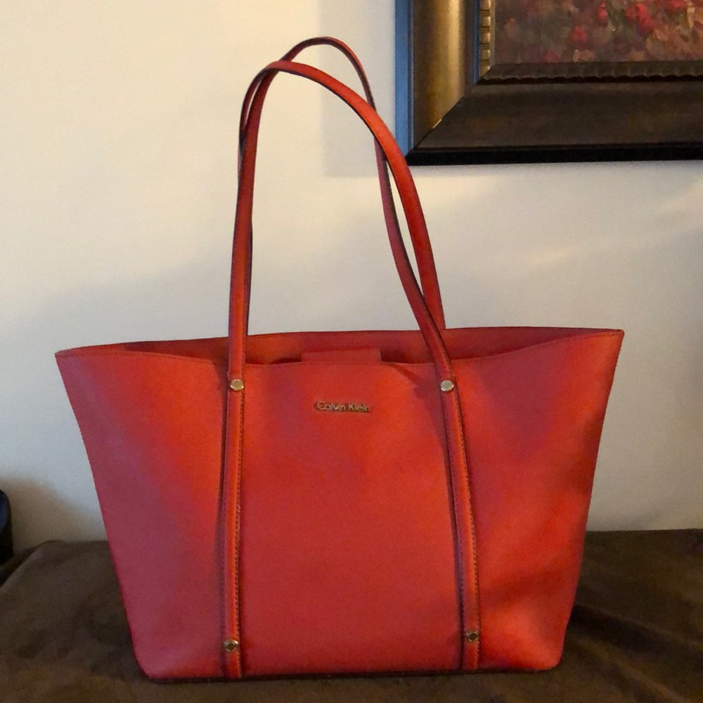 Calvin Klein Shoulder Bag👛